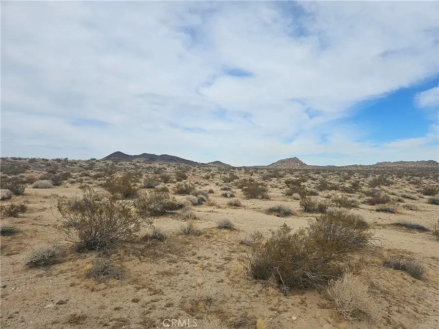 402 Rose Ln., Lucerne Valley, CA 92356 - Image #2