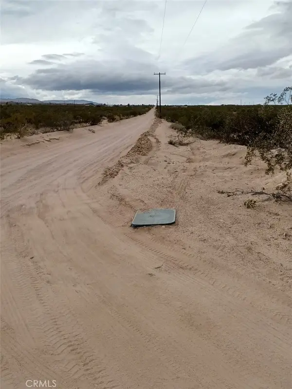 800 Bodick Road, Landers, CA 92285