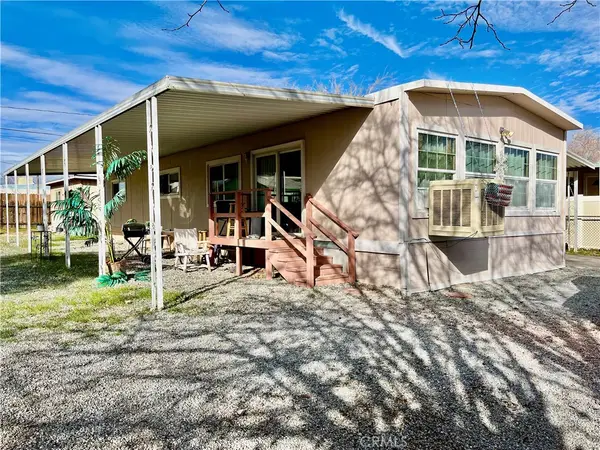 19136 Hinton, Hesperia, CA 92345