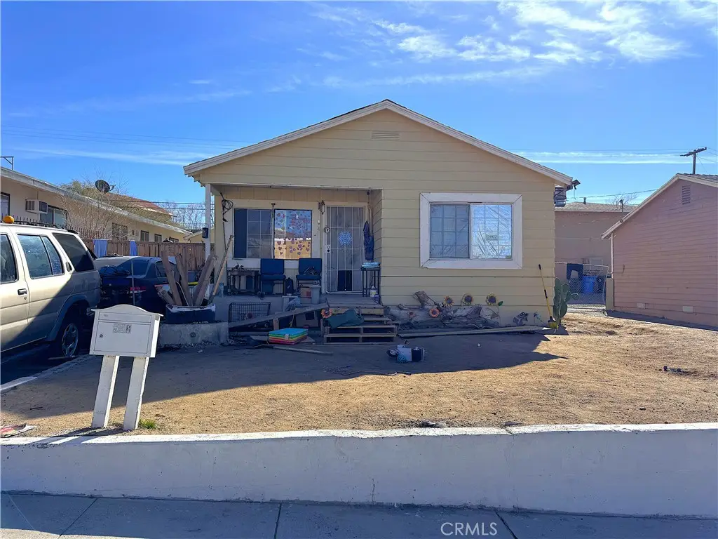 550 W Fredricks Street, Barstow, CA 92311 - Image #1