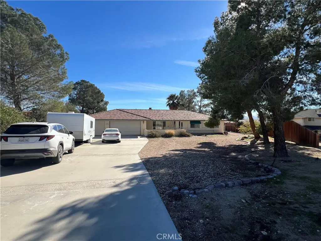 16481 Iwa, Apple Valley, CA 92307 - Image #1