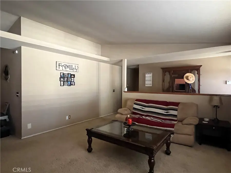 16481 Iwa, Apple Valley, CA 92307 - Image #3