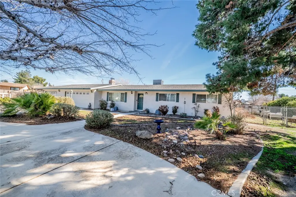 14171 Tehachapi, Apple Valley, CA 92307 - #1