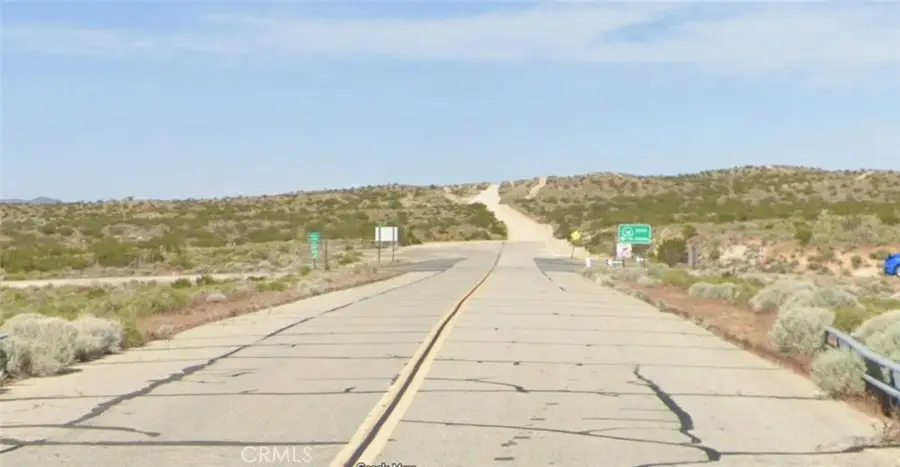 5700 30th St W, Rosamond, CA 93560 - Image #2