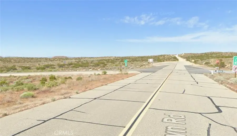 5700 30th St W, Rosamond, CA 93560 - Image #3