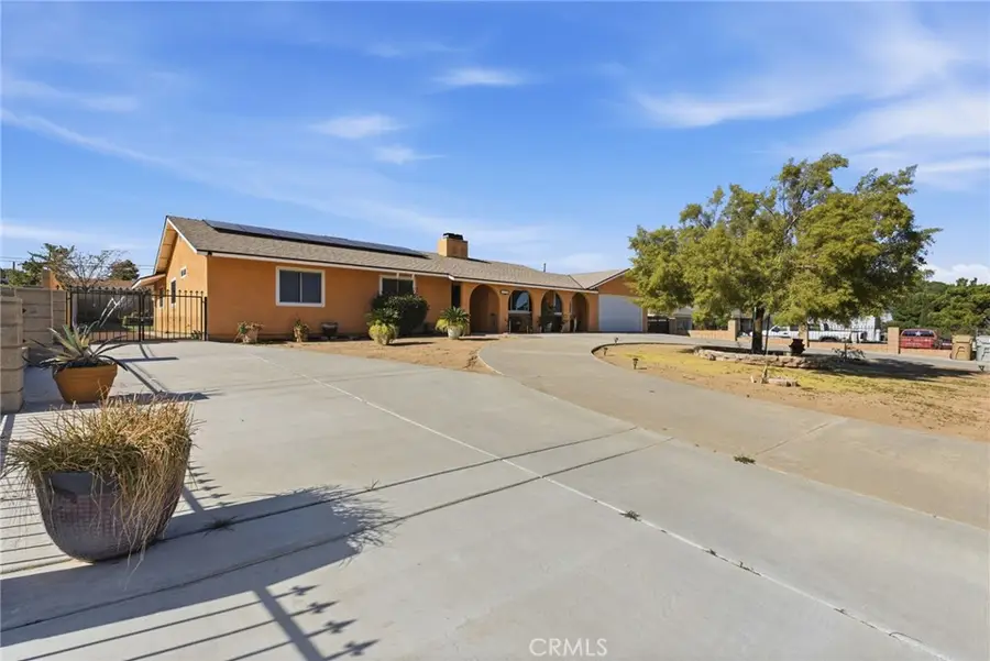 7868 Arrowhead Lake Road, Hesperia, CA 92345 - Image #2