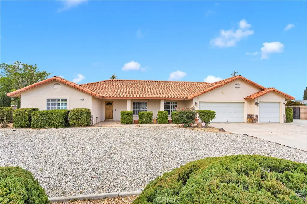 19804 Haida Road, Apple Valley, CA 92307 - #1