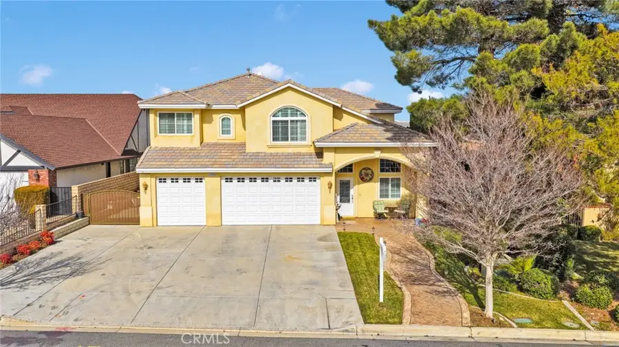 17790 Cresta Blanca, Victorville, CA 92395 - #2