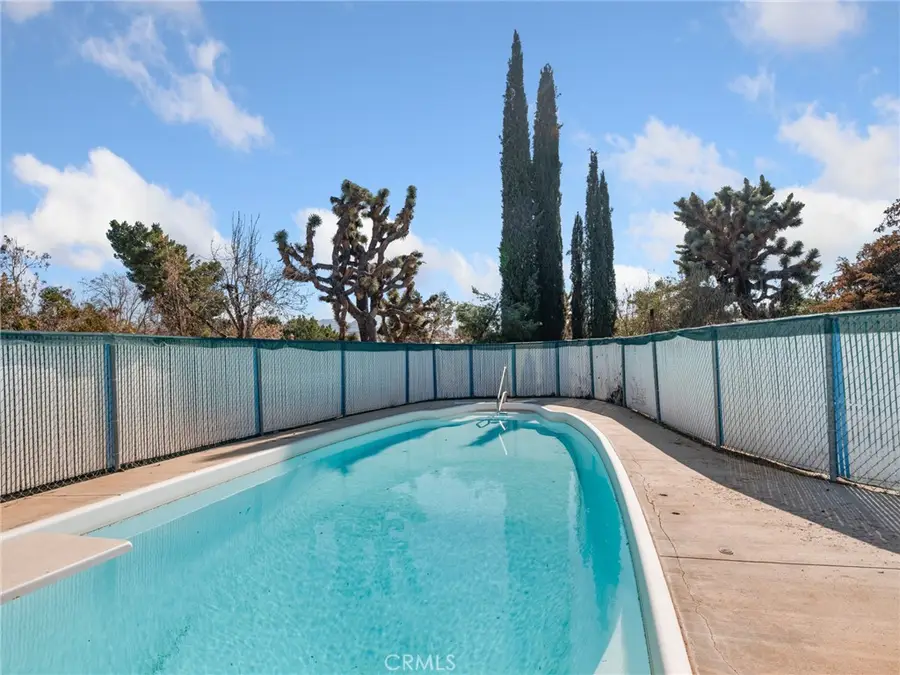 7485 Glider Avenue, Hesperia, CA 92345 - Image #2