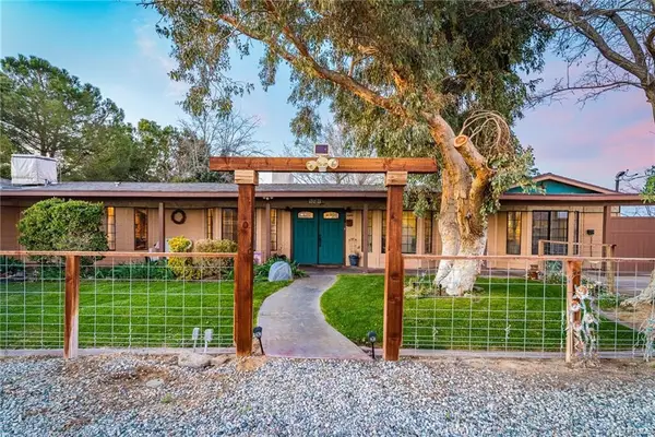 1821 W Columbia, Lancaster, CA 93534