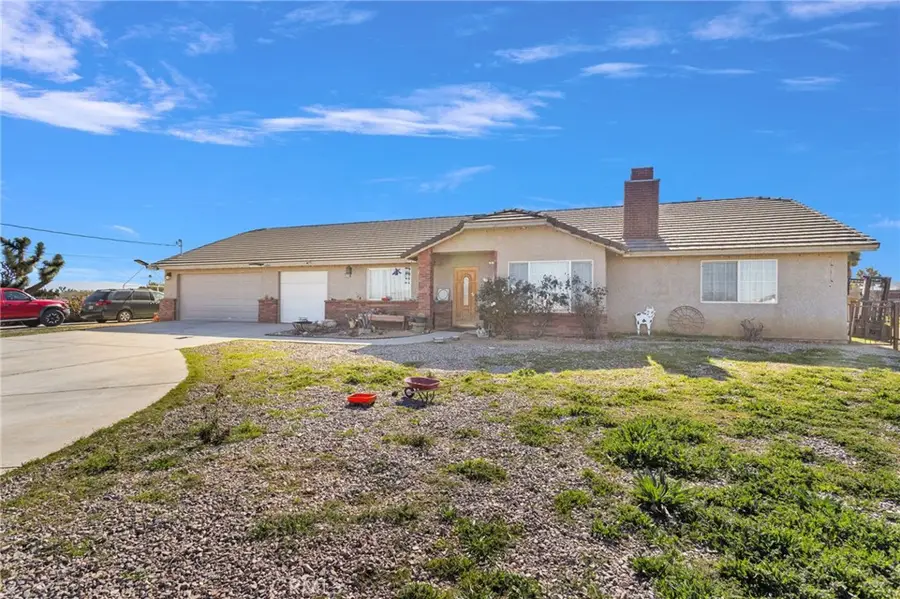 10276 Aster Road, Oak Hills, CA 92344 - #2