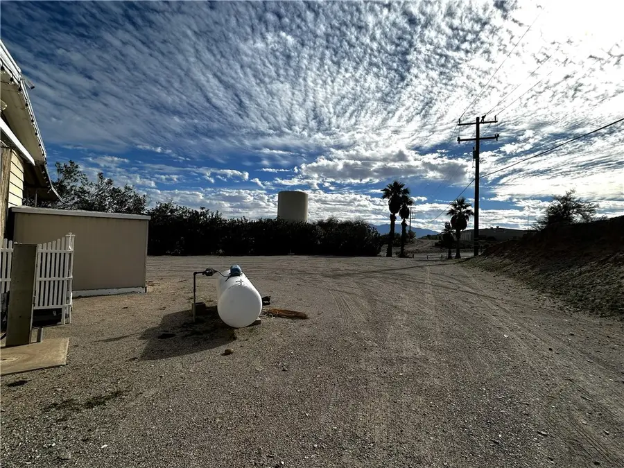 1 Sunrise, Needles, CA 92363 - #2