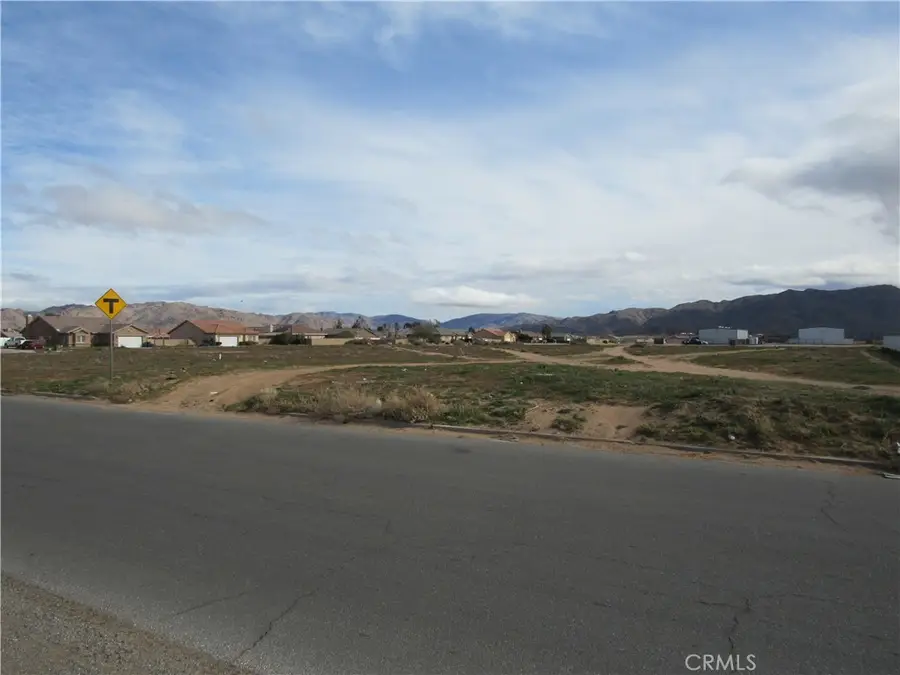 0 Pioneer, Apple Valley, CA 92307 - #3