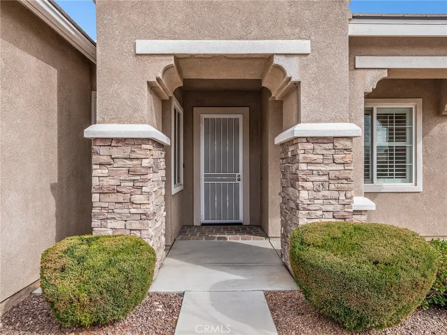 10249 Lakeshore, Apple Valley, CA 92308 - #3