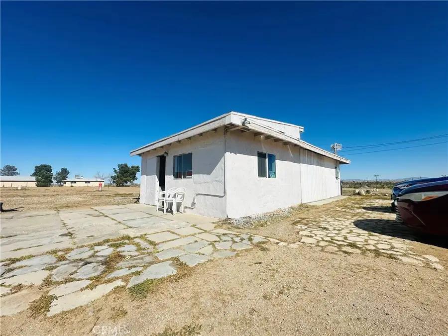 15026 Richmond, Victorville, CA 92394 - #3