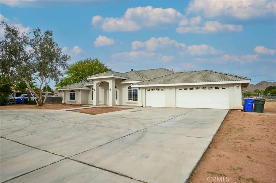 15876 Dale Evans, Apple Valley, CA 92307 - #2