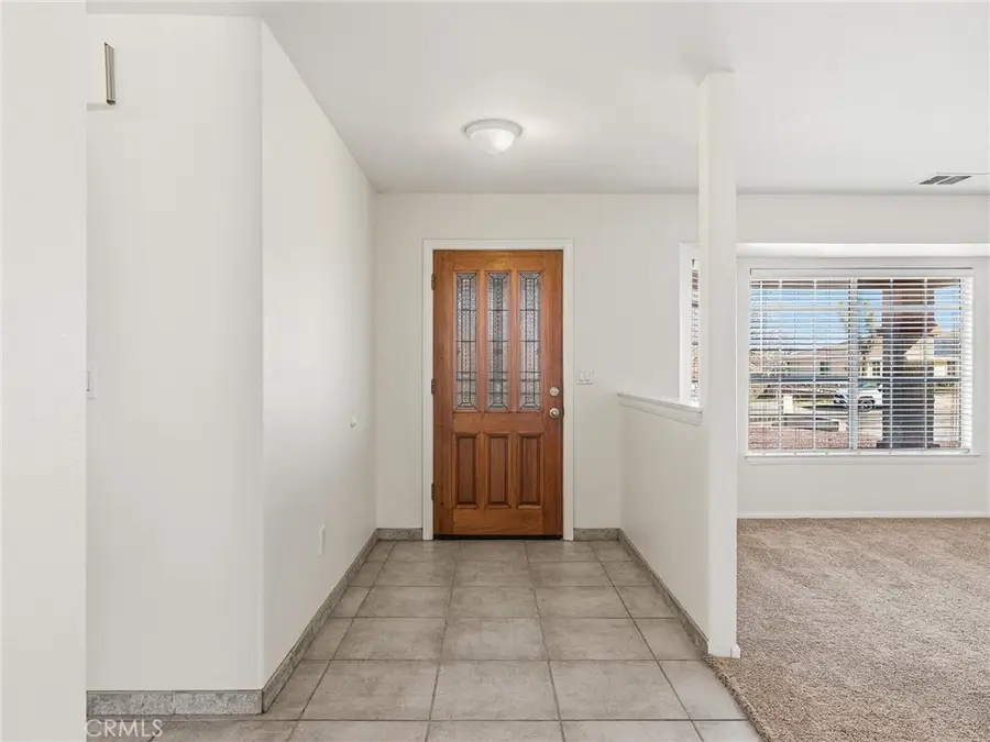 9550 Riggins, Phelan, CA 92371 - #2