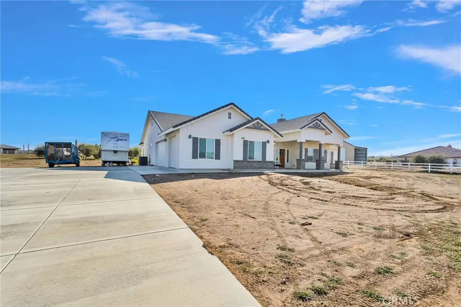 9177 Taylor Way, Phelan, CA 92371 - #3