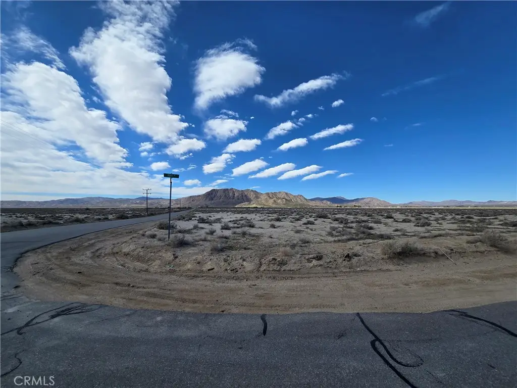 1 North Side, Lucerne Valley, CA 92356 - #1
