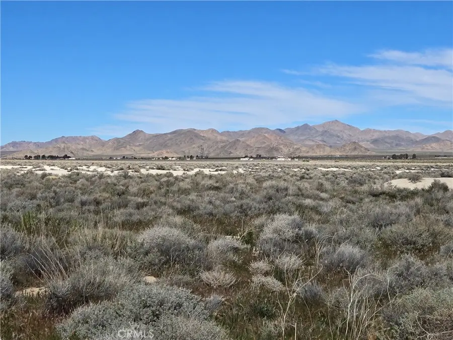 2 Northside Road, Lucerne Valley, CA 92356 - #3