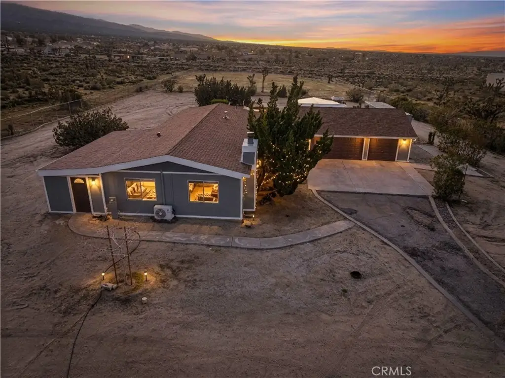 11788 Oasis, Pinon Hills, CA 92372 - #1