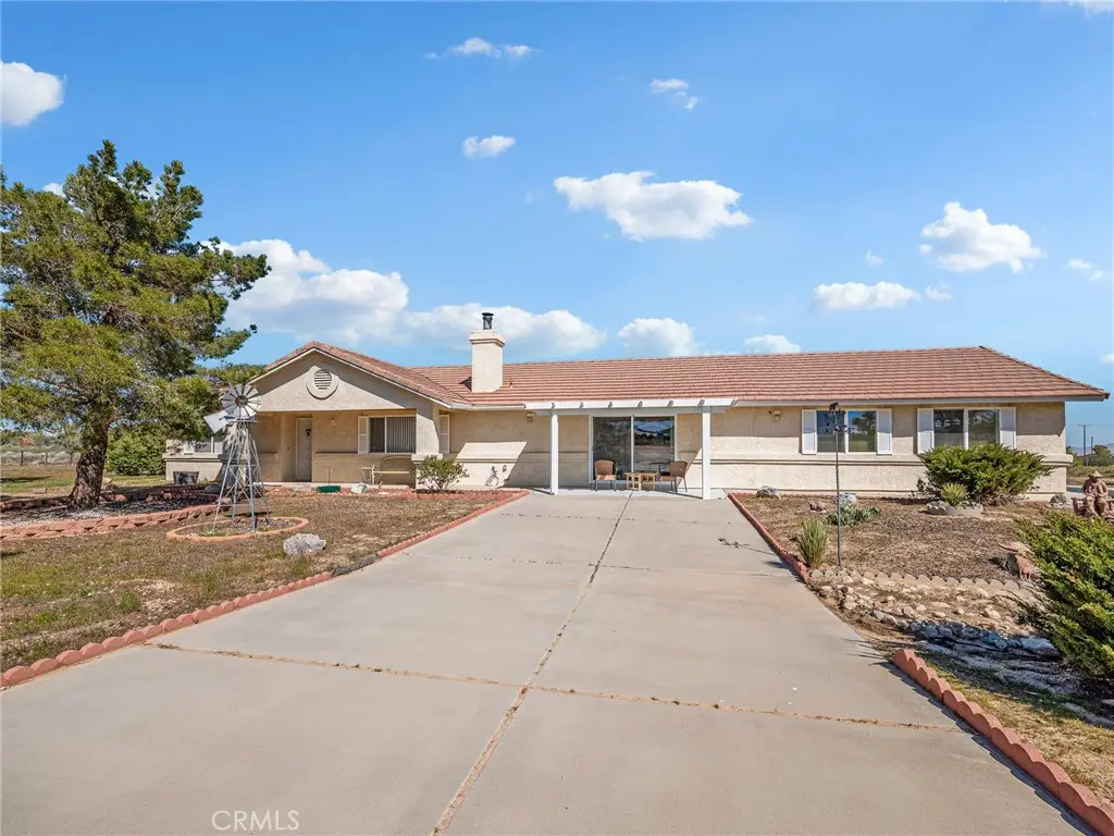 8840 Smoke Tree Road, Phelan, CA 92371 - #1