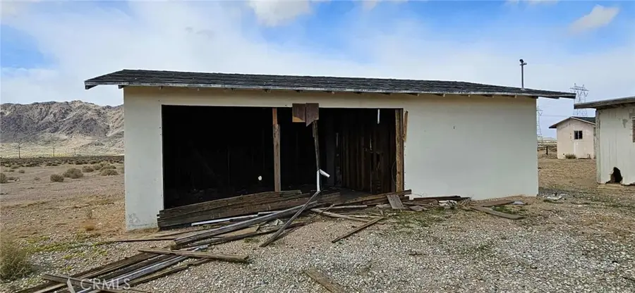 33354 Haynes Road, Lucerne Valley, CA 92356 - #3
