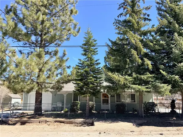 829 W Country Club Boulevard, Big Bear City, CA 92314