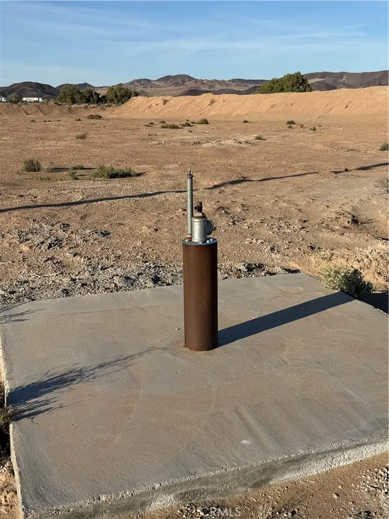 6 Gasco Road, Newberry Springs, CA 92365 - #1