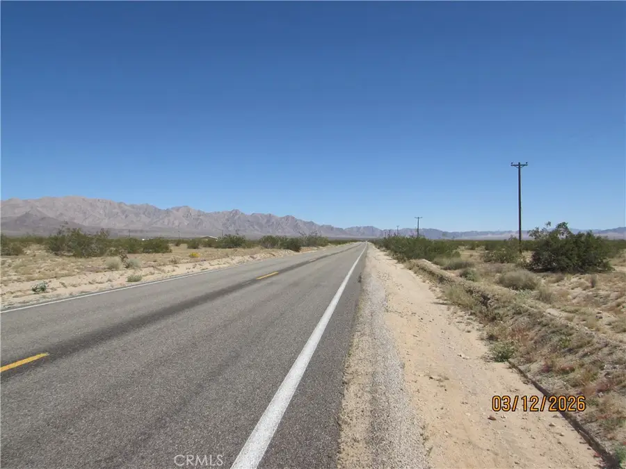 42 Amboy, Twentynine Palms Yucca Valley, CA 92277 - #2