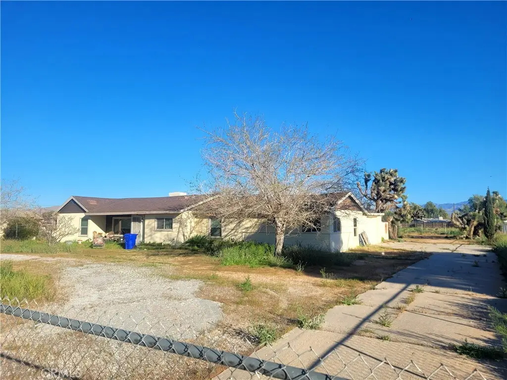 14387 Jicarilla, Apple Valley, CA 92307 - #1