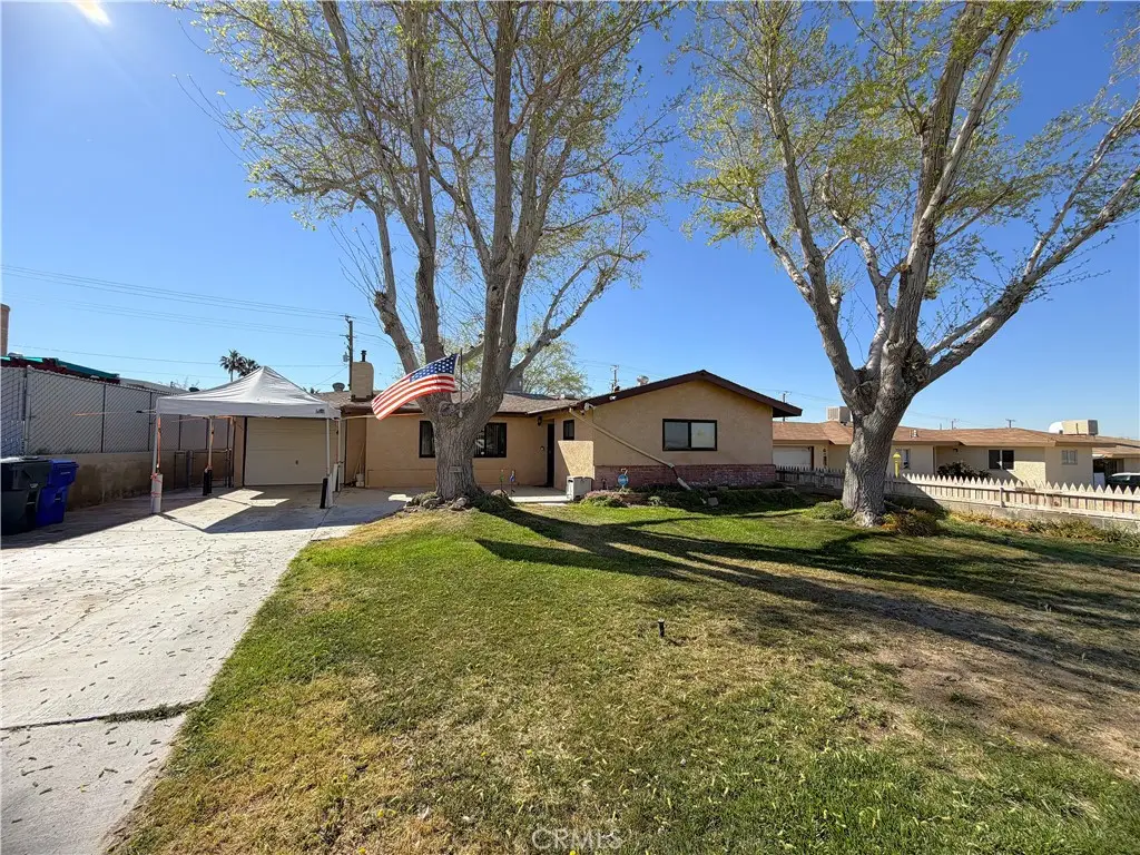 25567 Eaton Street, Barstow, CA 92311 - #1