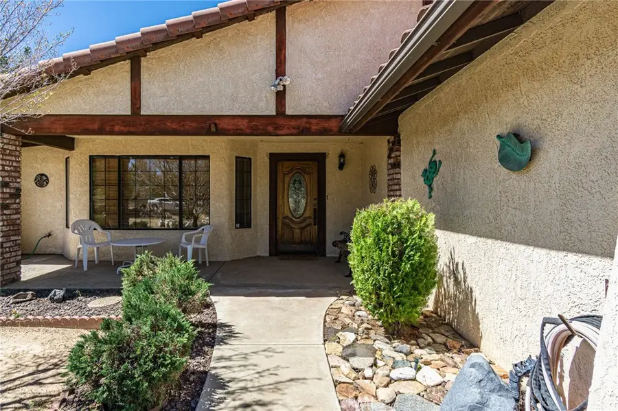 7040 Kenyon Avenue, Hesperia, CA 92345 - #2