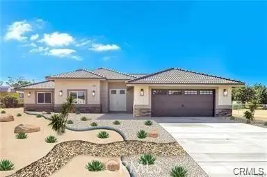21960 Ramona, Apple Valley, CA 92307