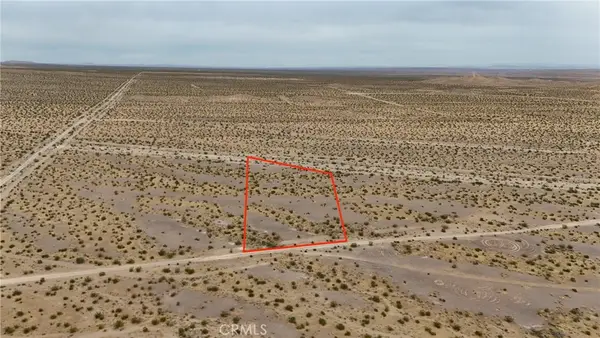 725 Desert Flower Road, Adelanto, CA 92301