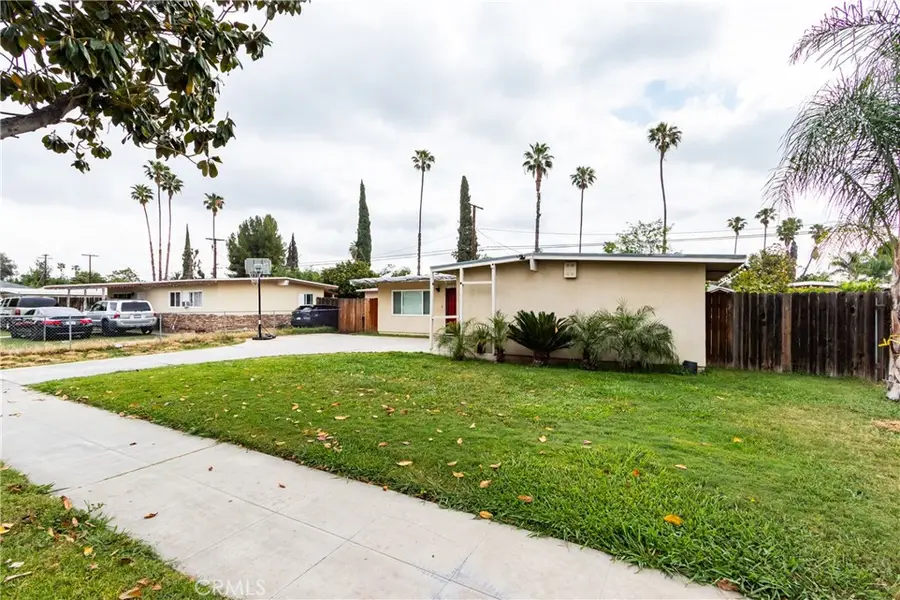 6688 Phoenix, Riverside, CA 92504 - #3