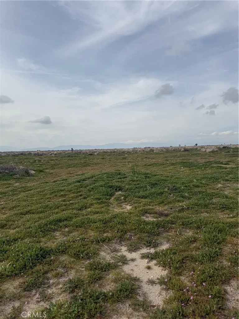 82 E Avenue J2, Lancaster, CA 93535 - #3