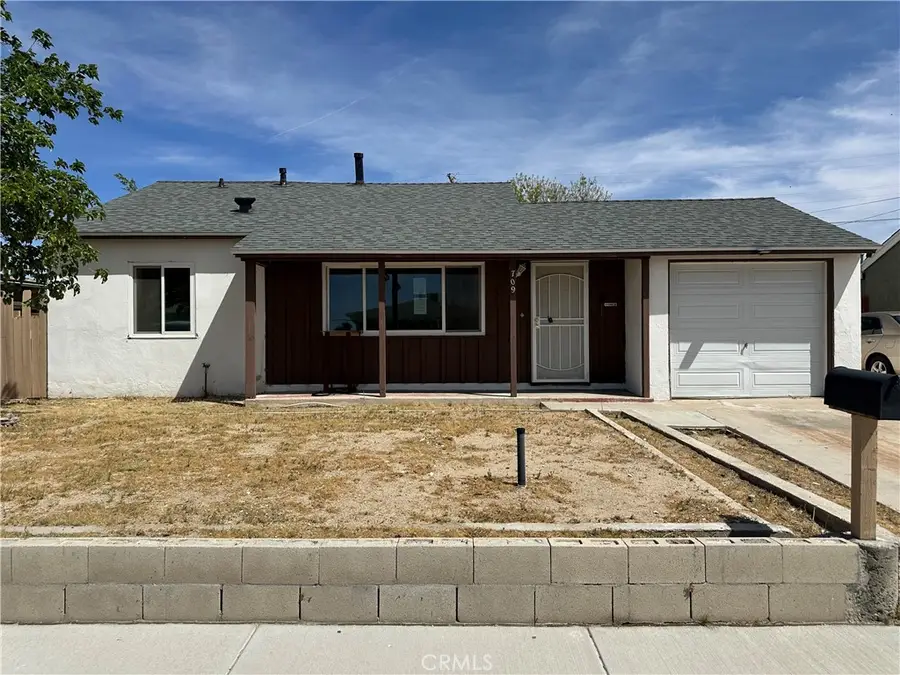 709 Caliente, Barstow, CA 92311 - #2