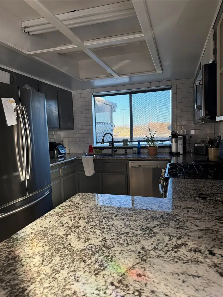 1116 Borrego, Barstow, CA 92311 - #2