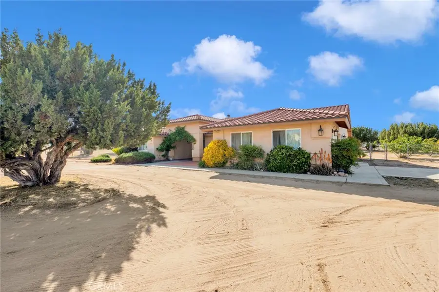 8626 Coyote Trail, Oak Hills, CA 92344 - #2