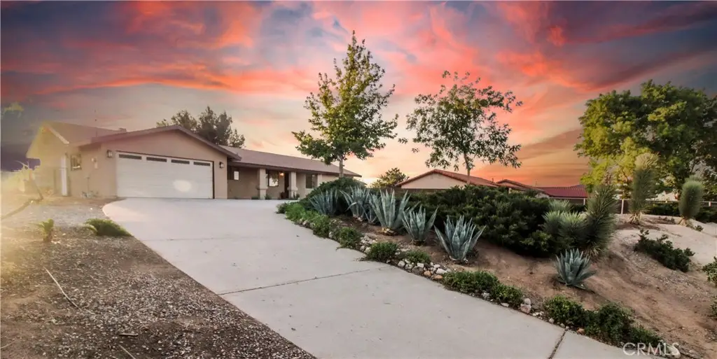 6736 Summit Valley, Hesperia, CA 92345 - #1
