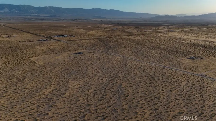 733 Harrod Road, Lucerne Valley, CA 92356 - #2