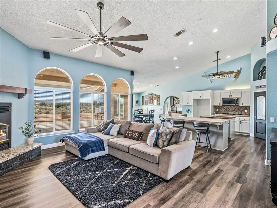 6232 Coriander, Oak Hills, CA 92344 - #2