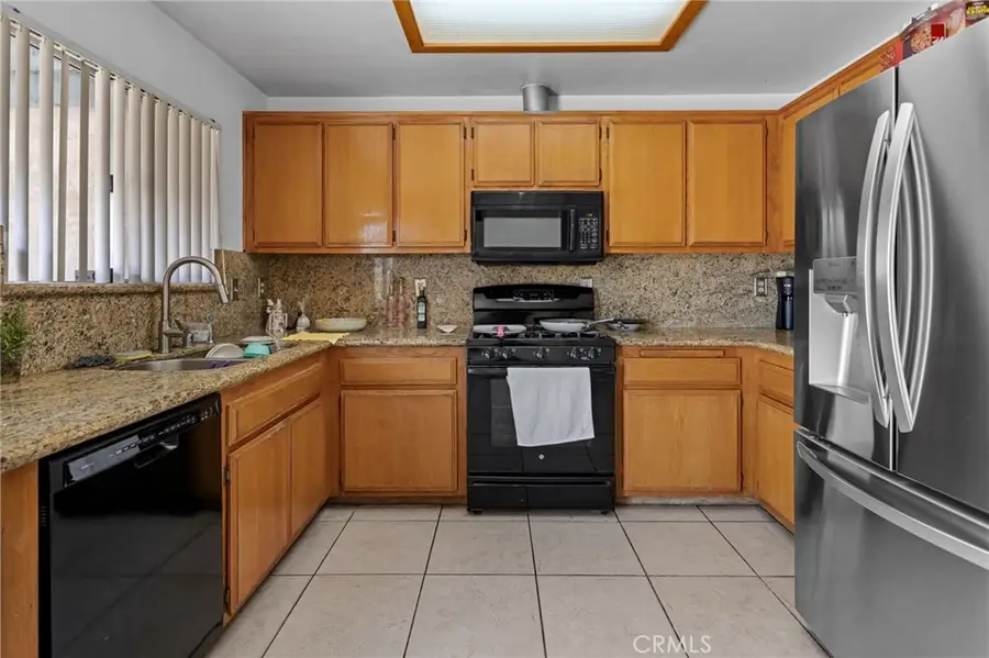 18563 Yucca Street, Hesperia, CA 92345 - #3