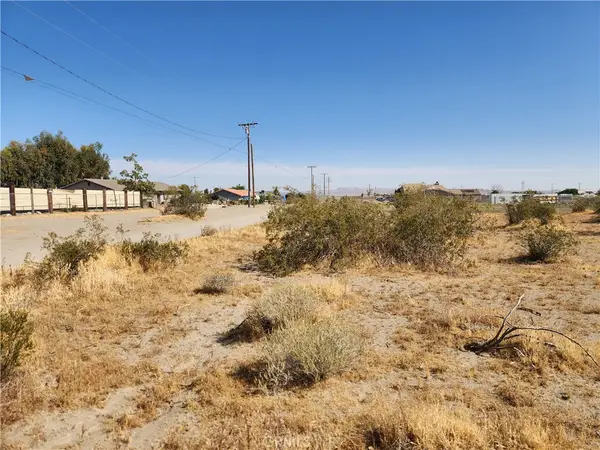 2 Horizon Court, Phelan, CA 92371