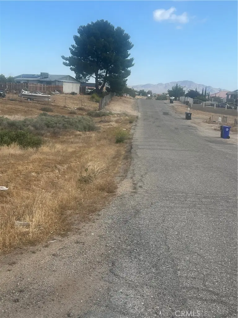 16420 Teton, Victorville, CA 92395 - #2