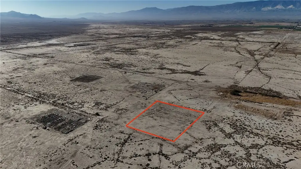 738 Lincoln (near) Road, Lucerne Valley, CA 92356 - #1