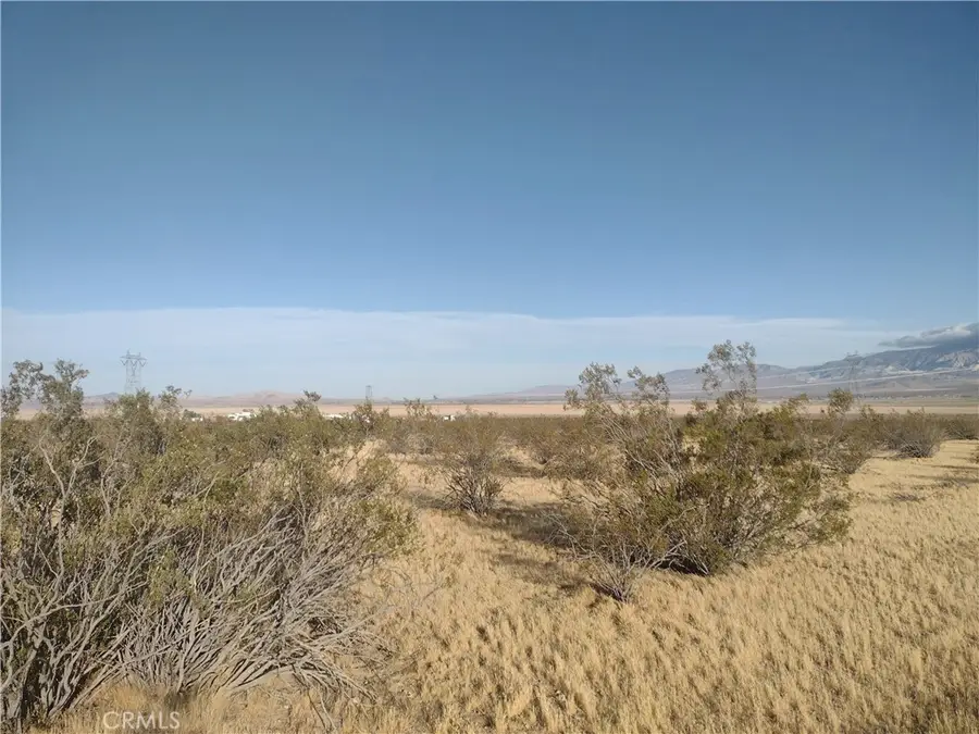 5 Venada, Lucerne Valley, CA 92356 - #2