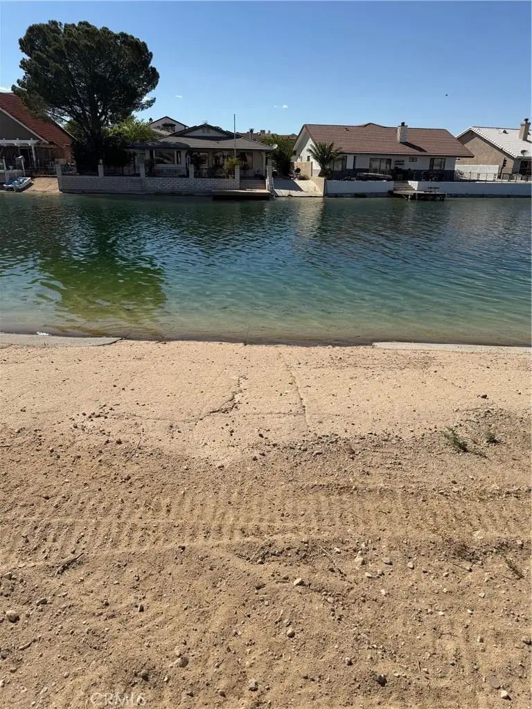 26482 Anchorage, Helendale, CA 92342 - #2
