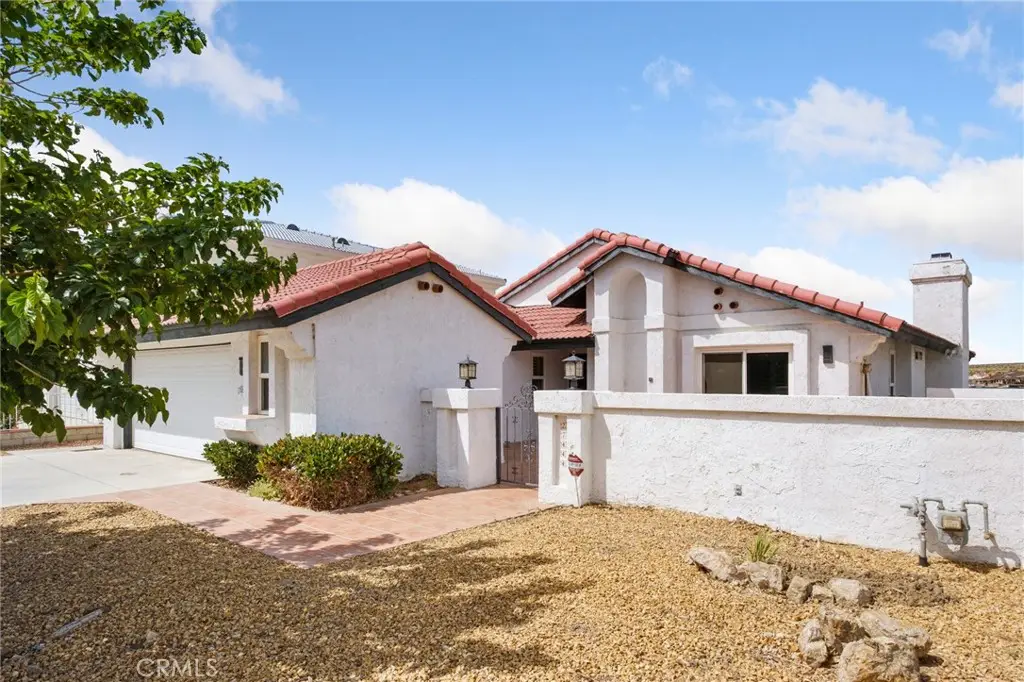 27444 Lakeview, Helendale, CA 92342 - #1